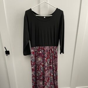 Long dress with long sleeves